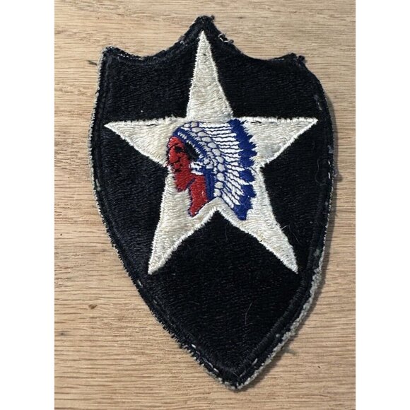 WW2 US Army 2nd Division Black  Variant Scarce WWII Patch Indian Star Jacket - Picture 1 of 3